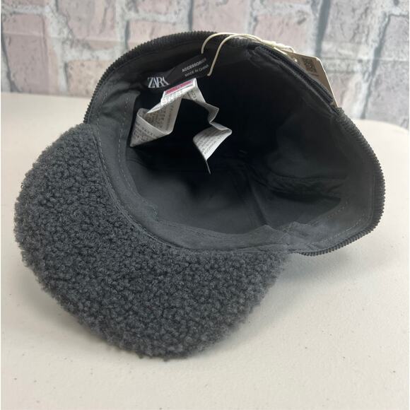 Zara Fleece Cozy Kids Army Green Caps 3-5 Years Old NWT - Picture 6 of 8